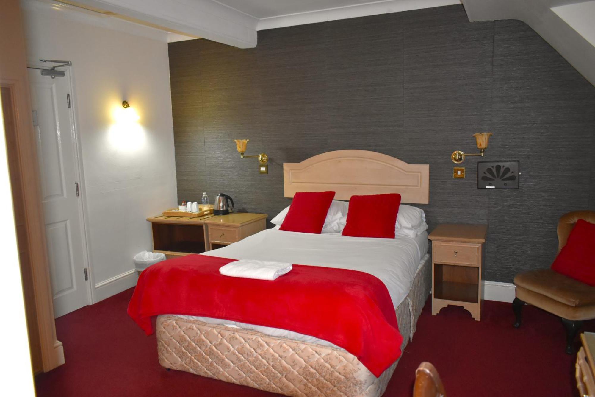 Donington Manor Hotel Касл-Донингтон Экстерьер фото