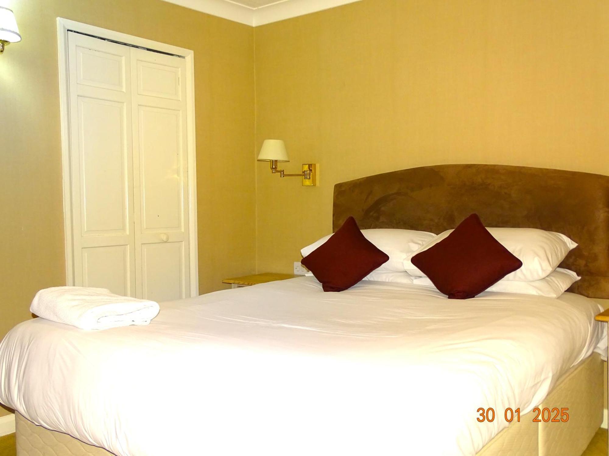 Donington Manor Hotel Касл-Донингтон Экстерьер фото
